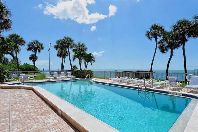 Building Photo - 4822 Ocean Blvd