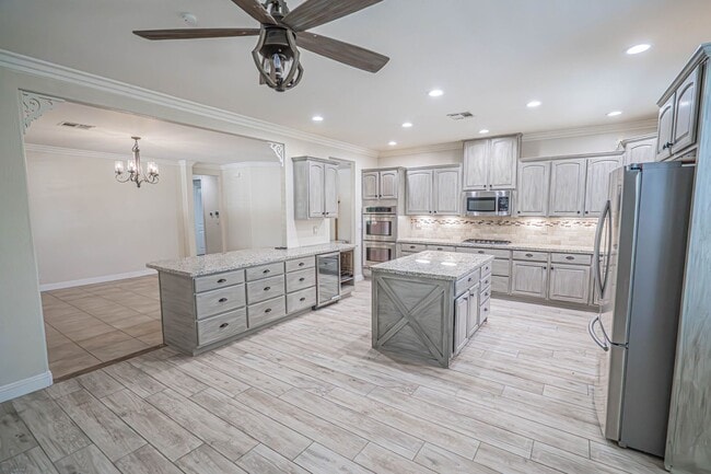 Building Photo - 4-Bedroom Single-Story Home with Solar & RV Parking