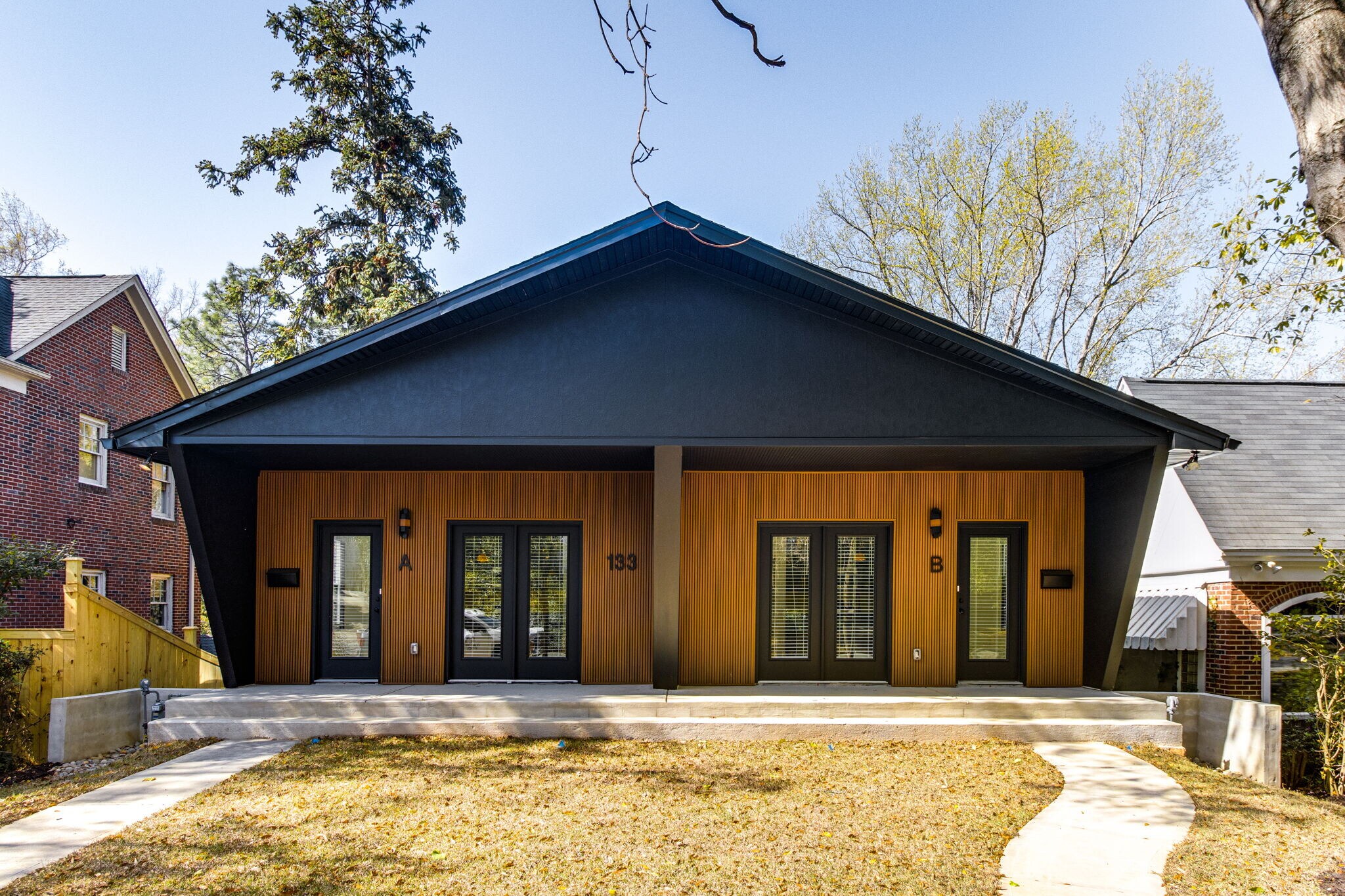 Building Photo - 133 Harden St