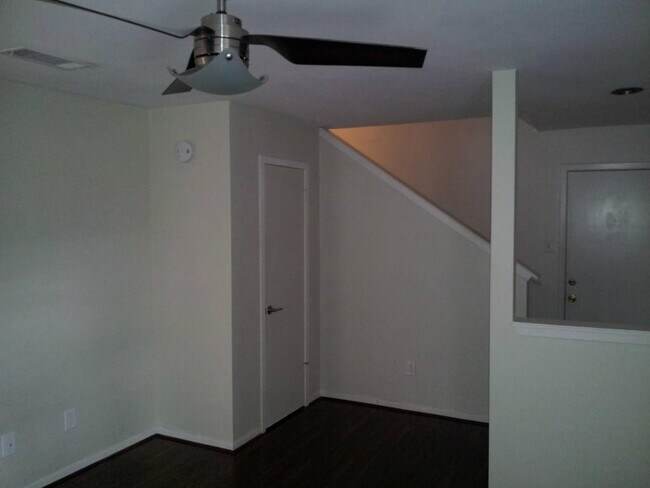 Building Photo - 8807 Schick Rd