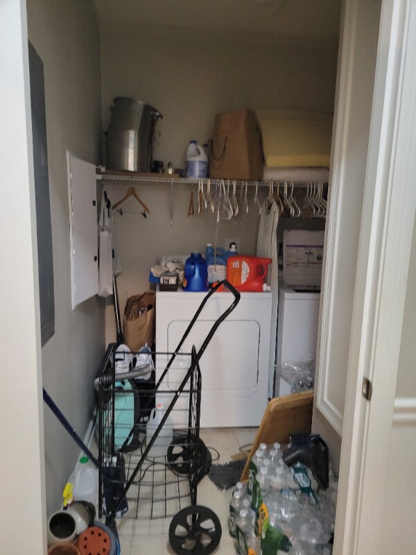 Building Photo - 23 Augustus Ct