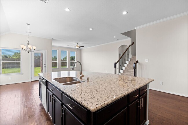 Building Photo - 15619 Windsor Bluff Dr
