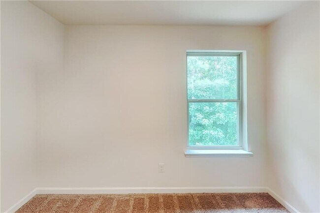 Building Photo - 4971 Terrace Dr