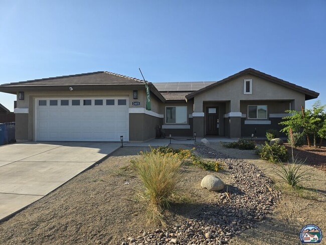 Building Photo - 2403 Dale Ct