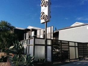 Building Photo - 2020 S Congress Ave