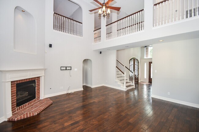 Building Photo - 22402 Caroline Chase Ct