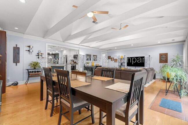 Building Photo - 24 Topstone Dr