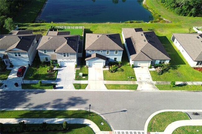 Building Photo - 30600 Thunderbird Dr
