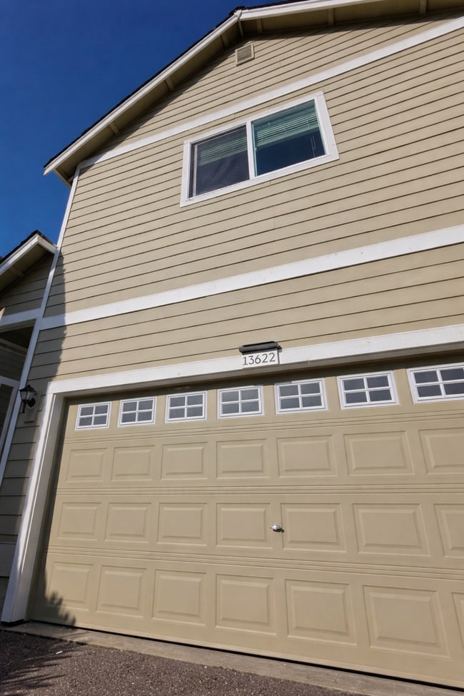 Building Photo - 13622 SE 281st Ct