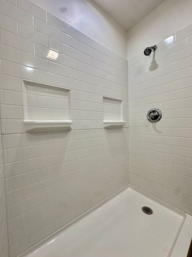 Building Photo - COMING SOON!! SEPTEMBER!!! - Newly Built 3-Bedroom Duplex!