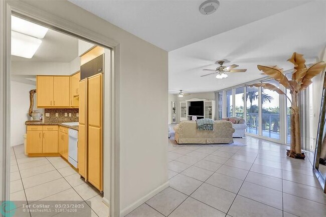 Building Photo - 6051 N Ocean Dr