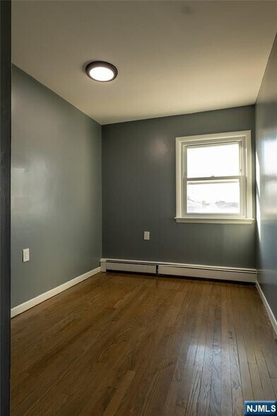 Building Photo - 3506 Givernaud Terrace