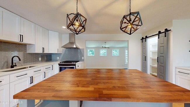 Building Photo - 505 W Rhode Island Ave