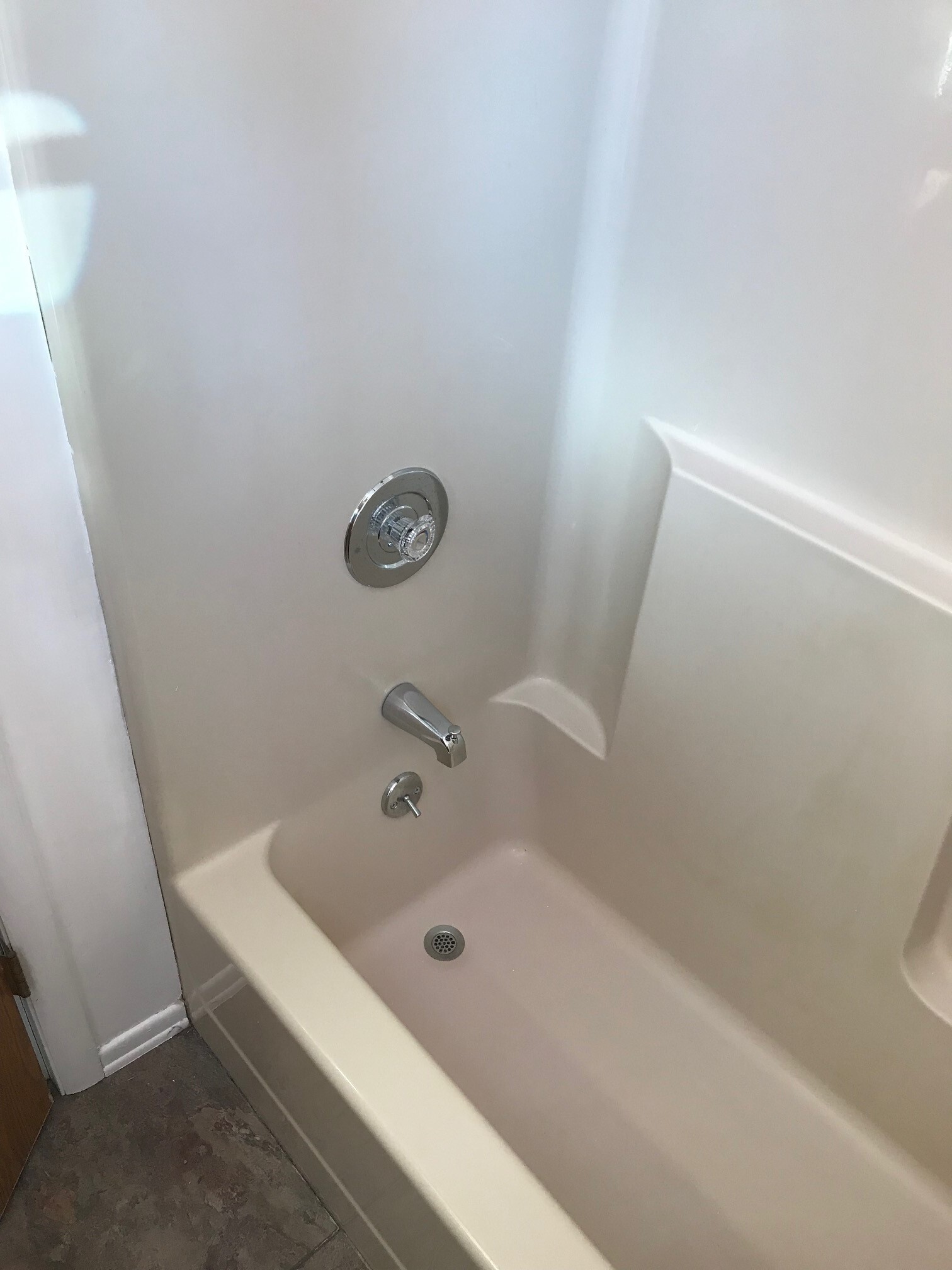 Upstairs Bathroom - 19 Hanover Dr