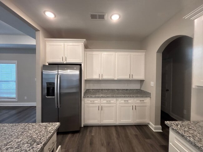 Building Photo - 9691 Jackson Run Ln