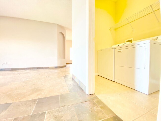 Building Photo - Stunning Lake View Home in Waterside Estate!