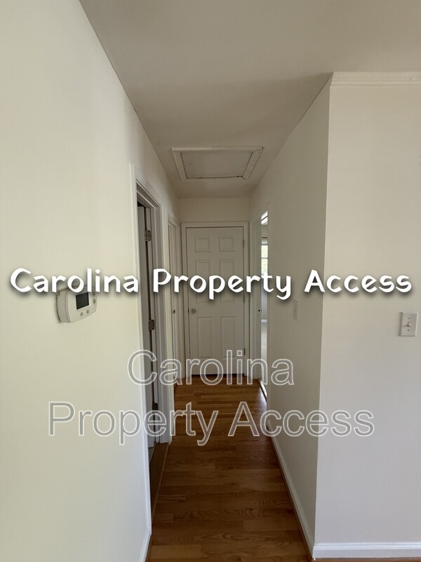 Building Photo - 103 Sue Ann Ct