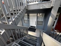 Building Photo - Charming Updated 2-Bed, 2.5-Bath Condo in Bremerton