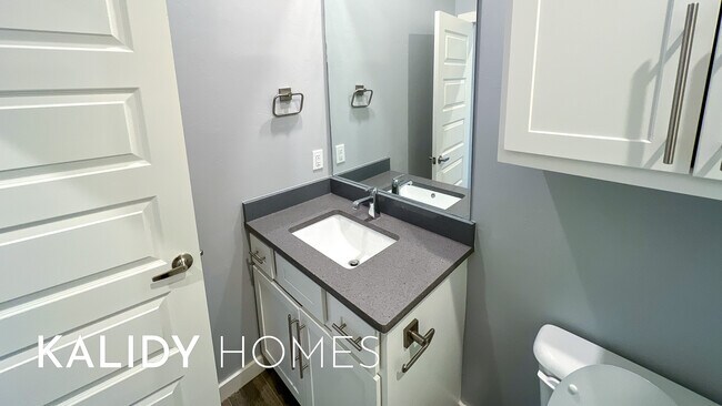 Building Photo - 509 Remington Ave