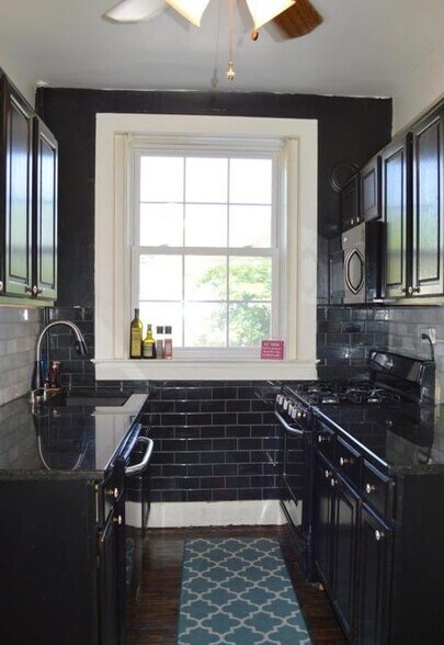 Building Photo - 565 Eastern Pkwy