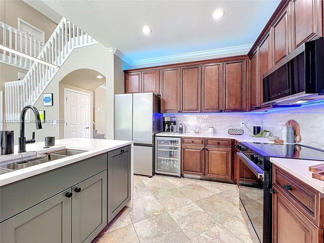 Building Photo - 13430 Meadow Bay Loop