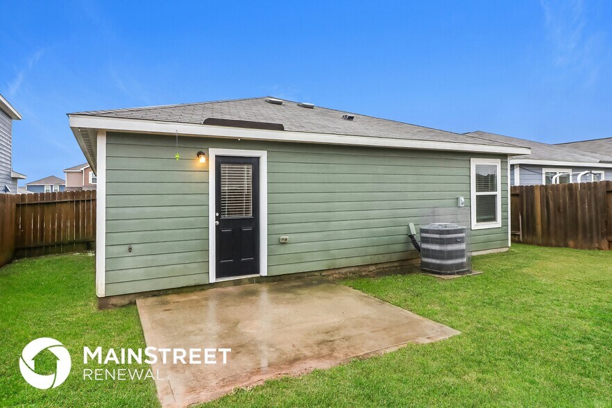 Building Photo - 26120 Hals Dr