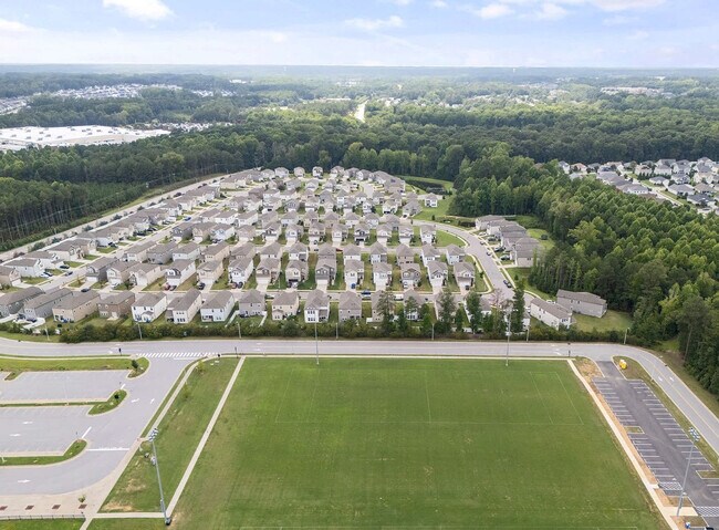 Building Photo - 304 Wilbur Lake Dr