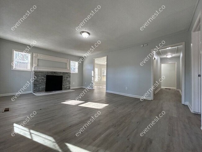 Building Photo - 1214 Bolton Rd NW