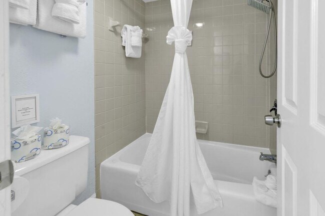 Building Photo - 2001 S Ocean Blvd