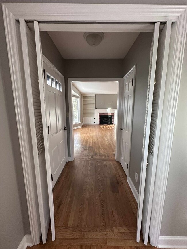 Building Photo - Welcome to your new home!