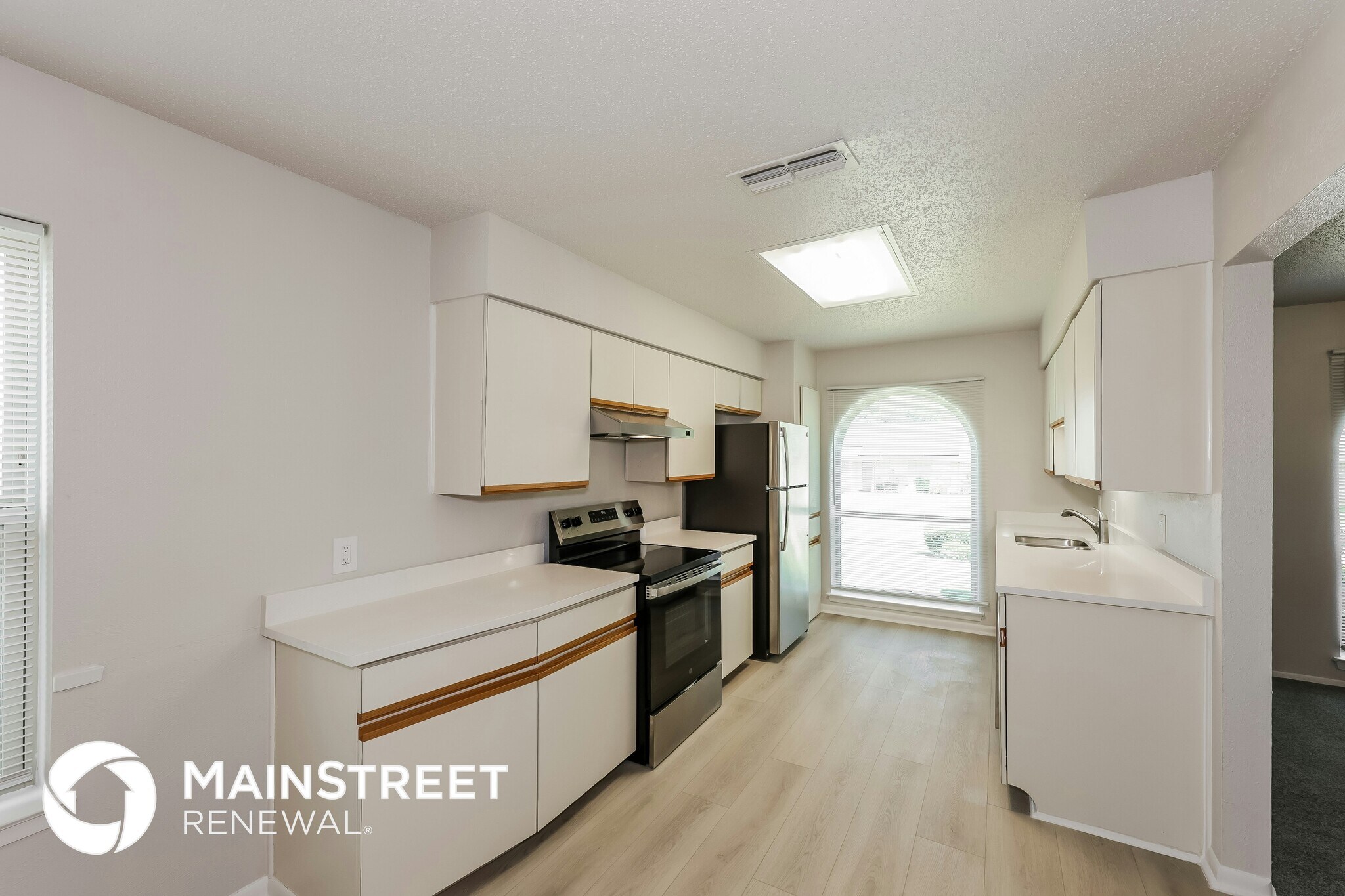 Building Photo - 1816 Christopher Dr