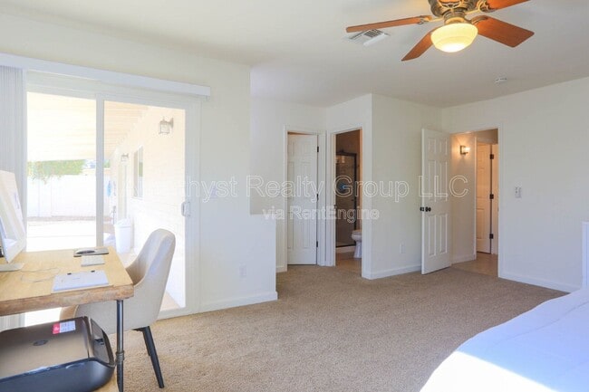 Building Photo - 4239 E San Gabriel Ave