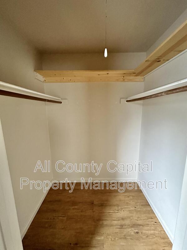 Building Photo - 3438 Willowrun Dr