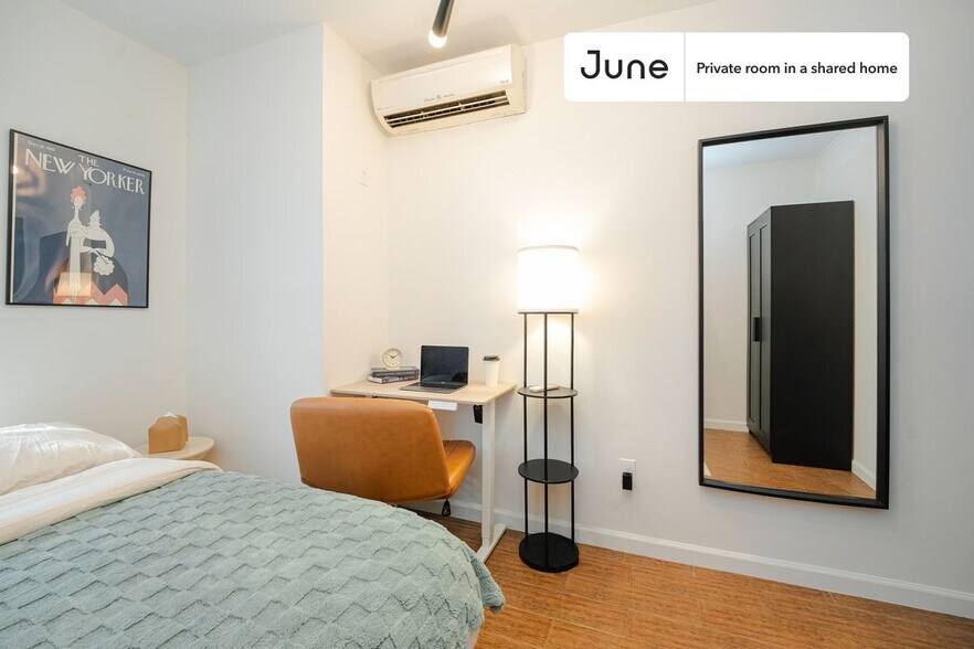 Building Photo - Room in Shared 3 bed/1 bath home in Chinatown
