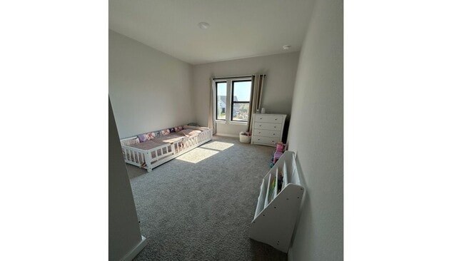Building Photo - 17051 Luminous Ln
