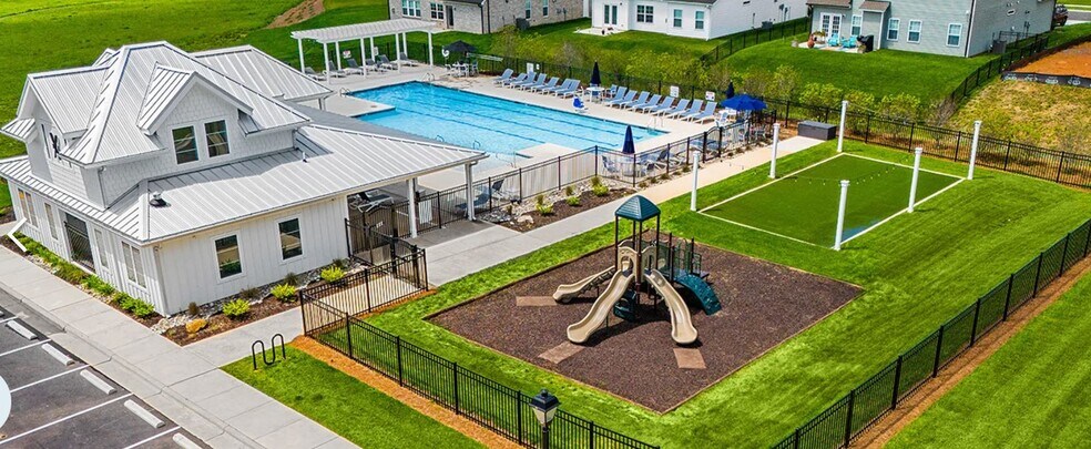 Building Photo - 2286 Beechwood View Dr