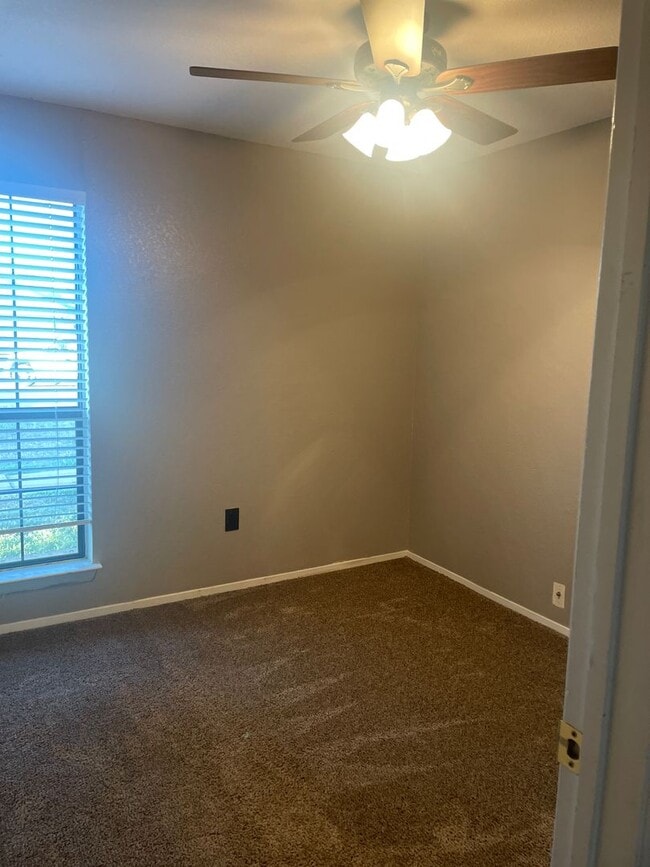 Building Photo - 3 bed 2 bath, Wylie ISD