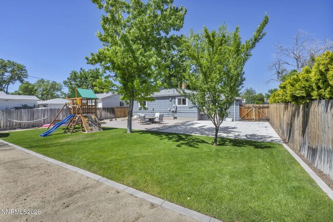 Building Photo - 620 Belgrave Ave