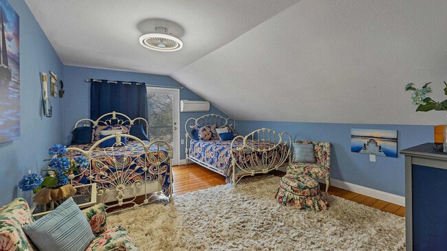 Building Photo - 316 Jacobs Creek Park Rd