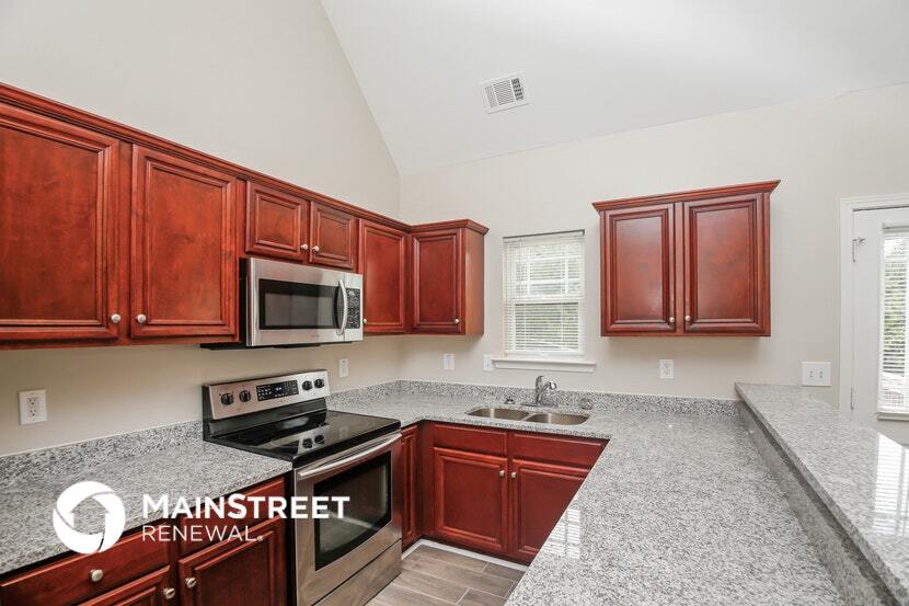 Building Photo - 223 Arbor Dr