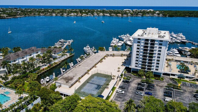 Building Photo - 1208 Marine 901 Way