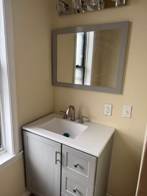 Building Photo - 5712 Arch St