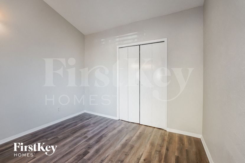 Building Photo - 415 Justice Dr