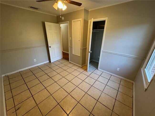 Building Photo - 3801 Del Monte Ct