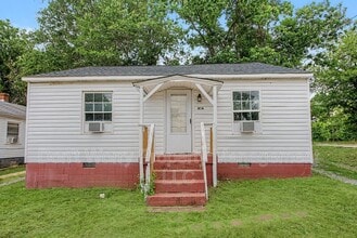 Building Photo - 404 Carroll St