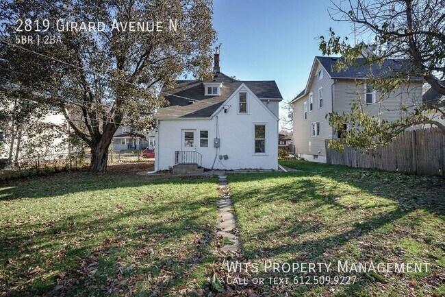 Building Photo - 2819 N Girard Ave
