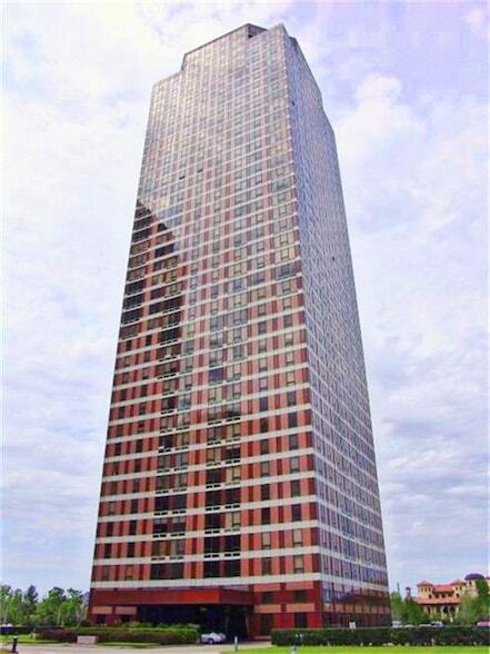 Building Photo - 5110 San Felipe St