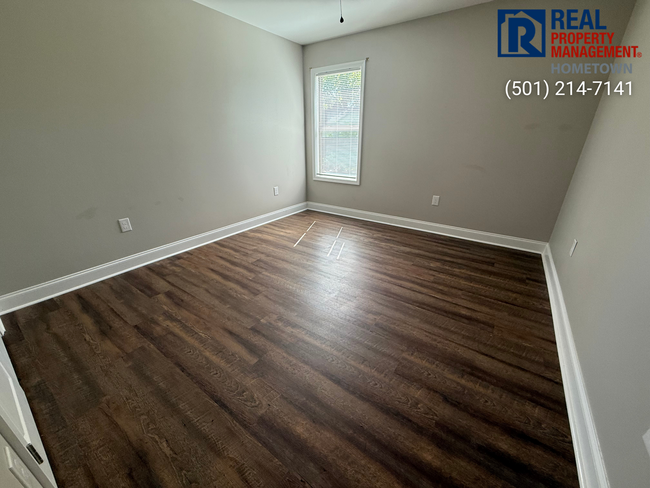 Building Photo - 873 Jane Dr