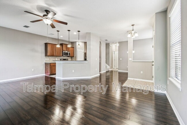 Building Photo - 5704 Kingletsound