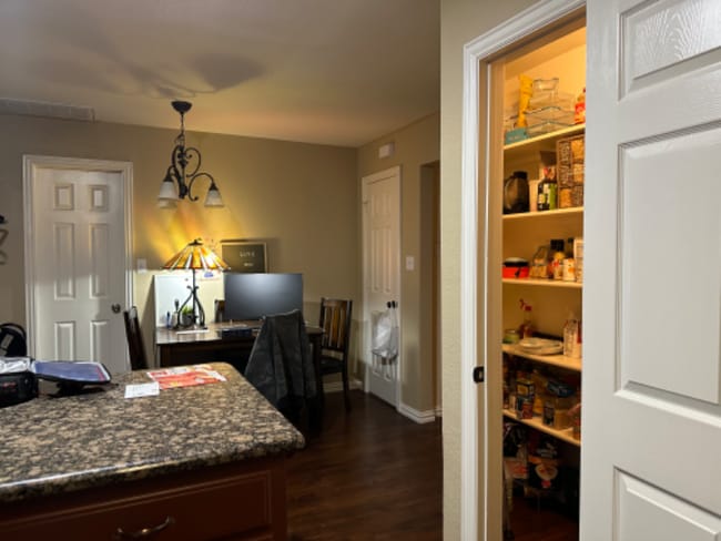 Building Photo - 1729 Chip-N-Dale Dr